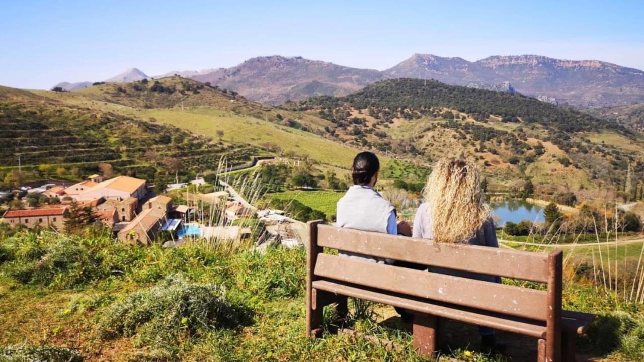 Relais Abbazia Santa Anastasia Resort & Winery كاستلبونو المظهر الخارجي الصورة
