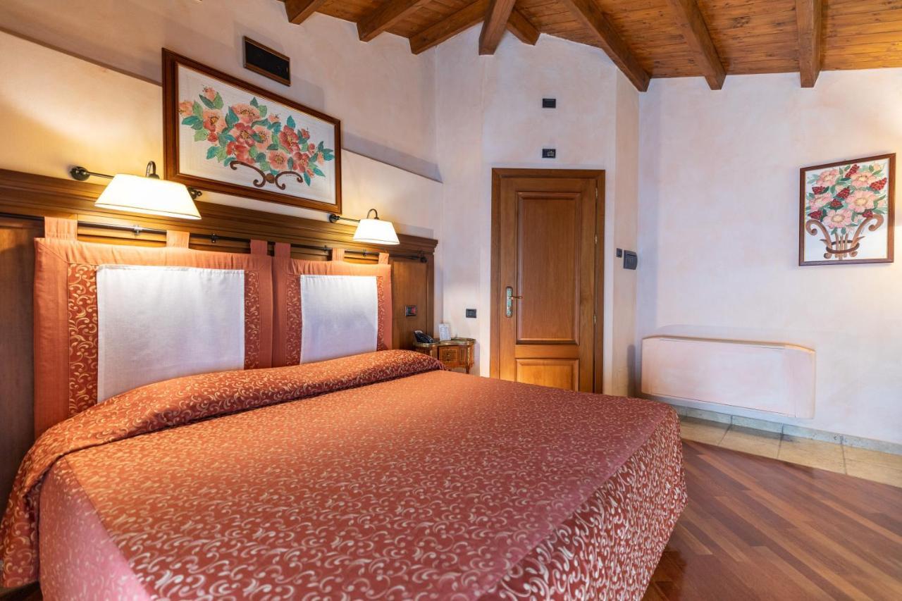 Relais Abbazia Santa Anastasia Resort & Winery كاستلبونو المظهر الخارجي الصورة