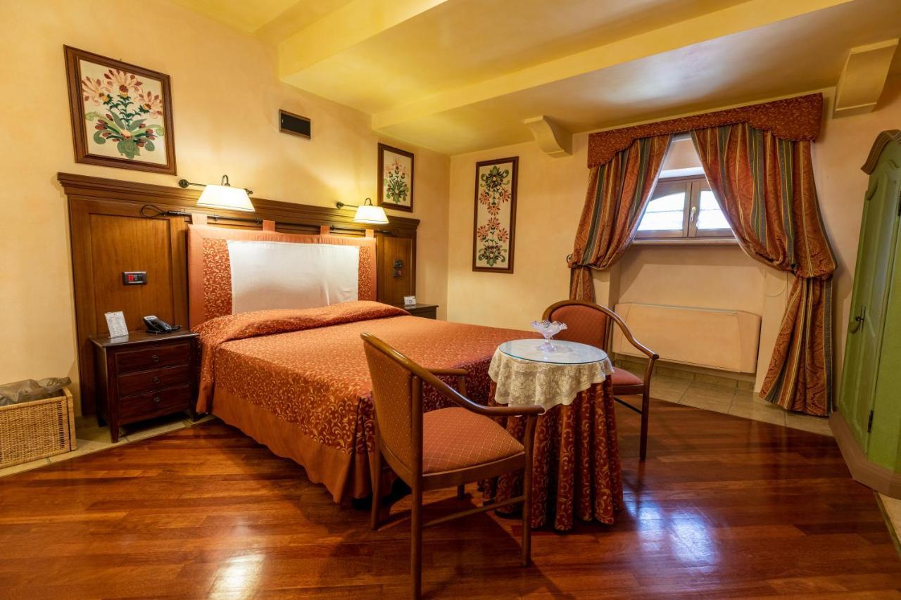 Relais Abbazia Santa Anastasia Resort & Winery كاستلبونو المظهر الخارجي الصورة